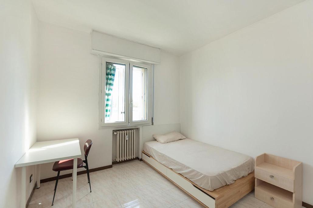 Private Room For Girls 博洛尼亚 外观 照片